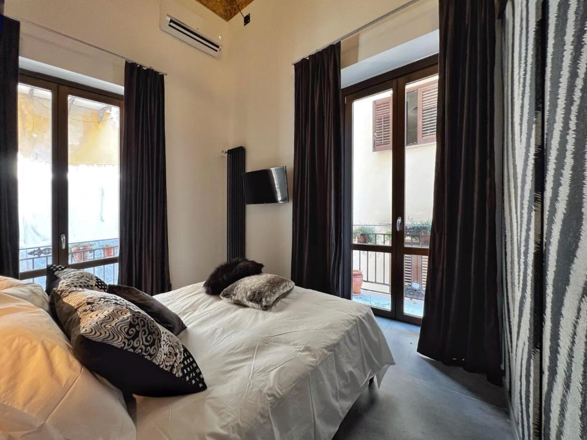 Sant'Andrea - Luxury Rooms In Vucciria Palermo Bagian luar foto