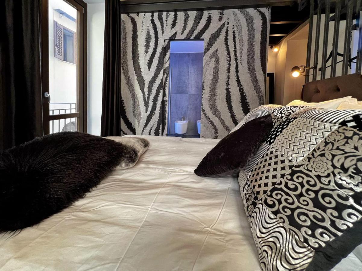 Sant'Andrea - Luxury Rooms In Vucciria Palermo Bagian luar foto