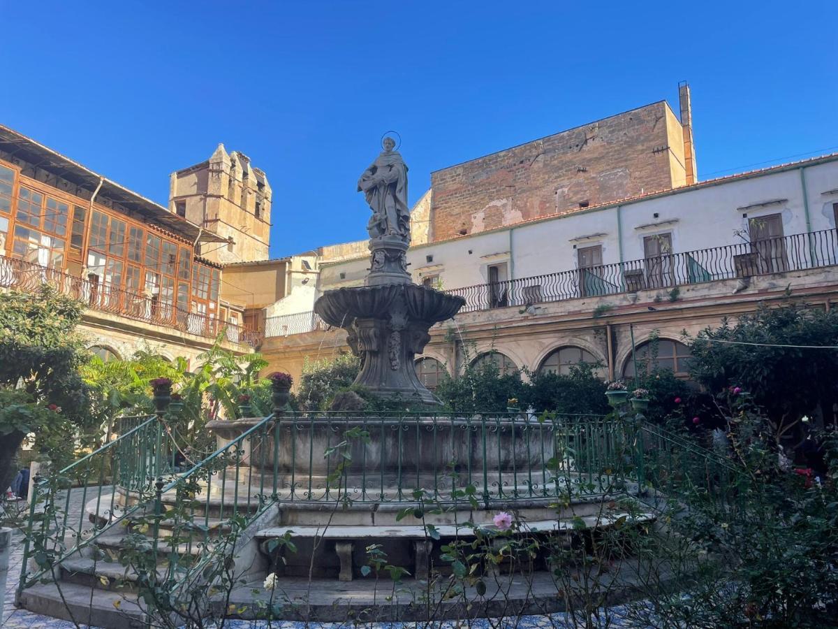 Sant'Andrea - Luxury Rooms In Vucciria Palermo Bagian luar foto